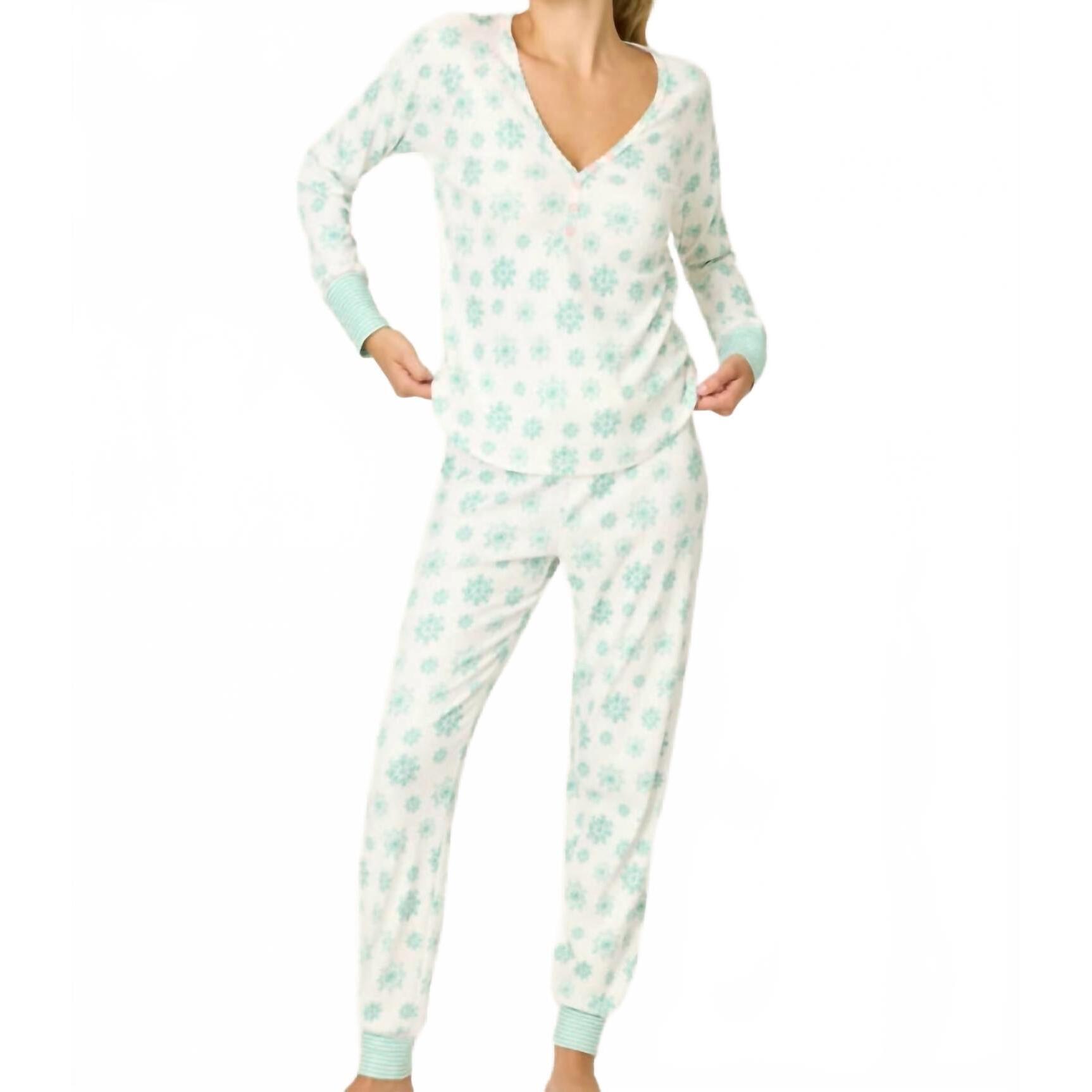 New Pj Salvage Snowflake Wishes Pointelle Pants Set In White Green Pink